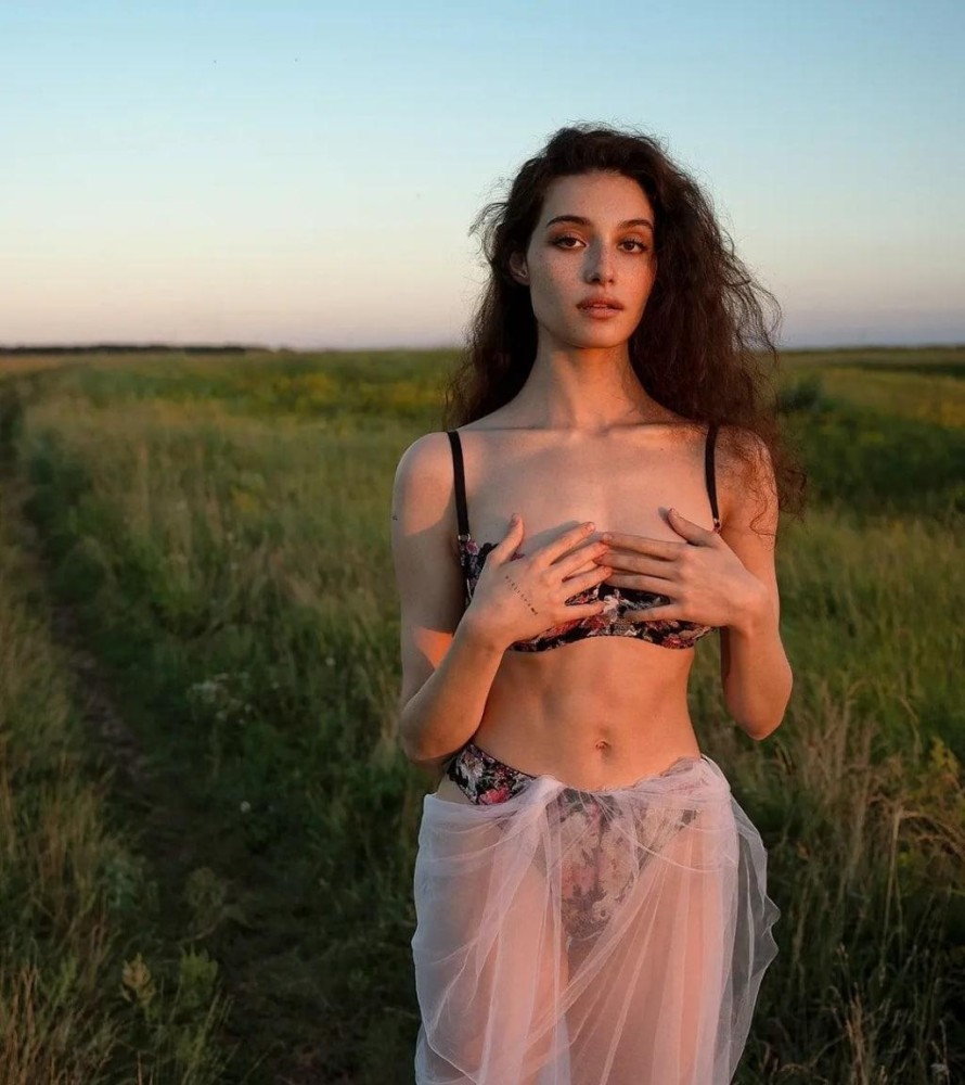 Индивидуалка Анютка фото № 2 в городе Данилов