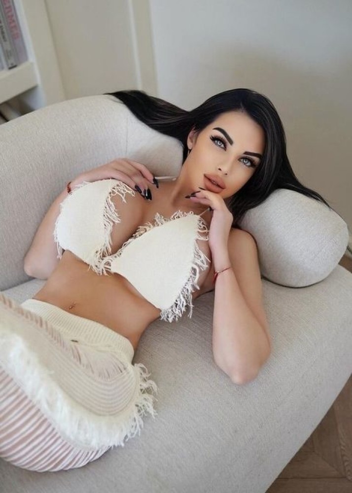 Индивидуалка Карина фото № 2 в городе Данилов